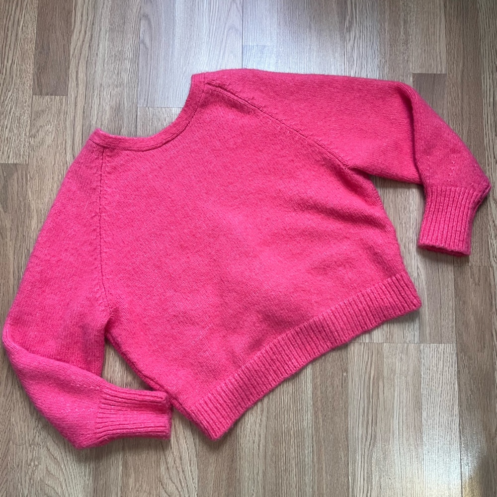 Women's Pink Sweater